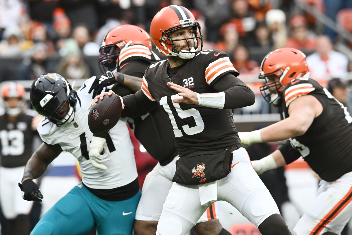 Dec 10, 2023; Cleveland, Ohio, USA; Cleveland Browns quarterback Joe Flacco (15) throws a pass during the first half against the Jacksonville Jaguars at Cleveland Browns Stadium